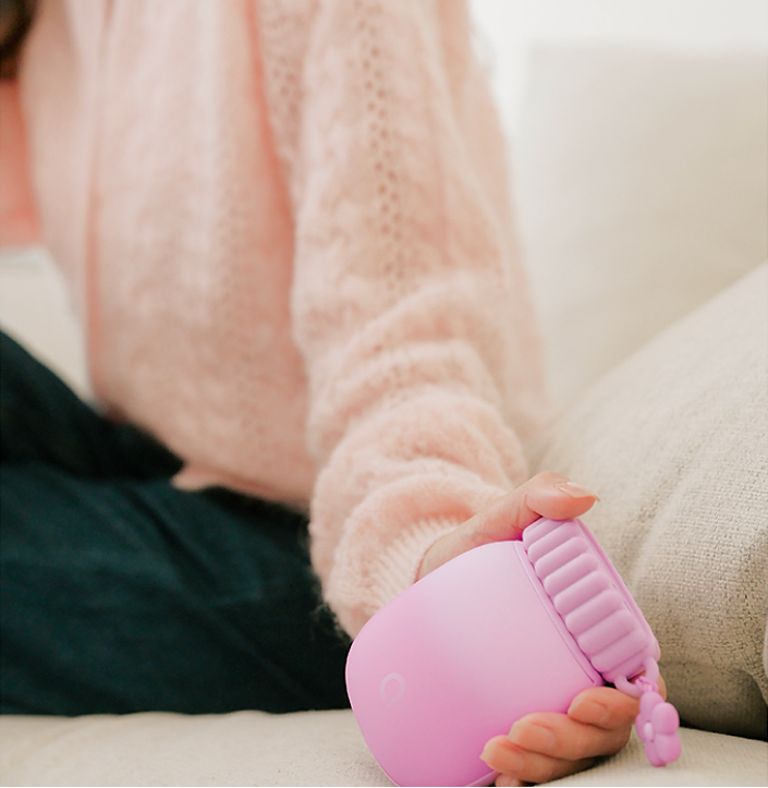 Chauffe main rechargeable original design fleur, chauffe rapide - 3 niveaux, chargeur USB et USB-C, batterie externe de 4000 mAh