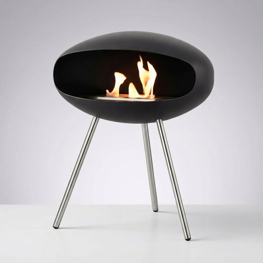 Cheminée Éthanol COCON Essentiel sur piètement tripode, design premium et proportions équilibrées.